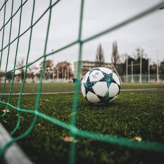 À Miquelon, un tournoi international fait grandir les jeunes footballeurs