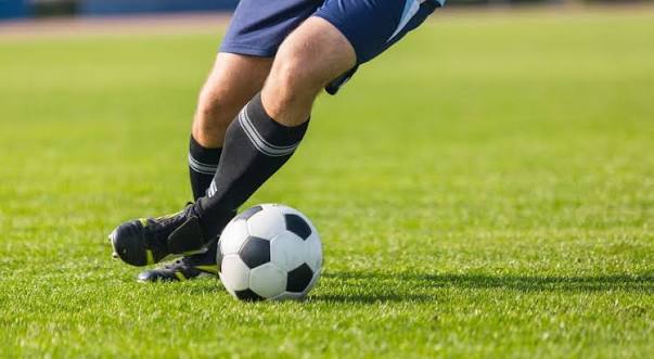 Football à Saint-Pierre-et-Miquelon : l’ASIA domine l’ASM et s’empare de la tête du championnat