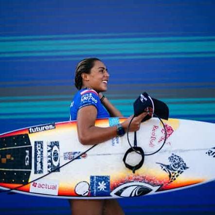 Surf : Tya Zebrowski retrouve Teahupo'o avec l'ambition de confirmer son ascension mondiale