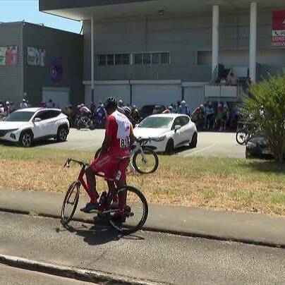 Tour de Guyane : un cycliste exclu après une bagarre en plein peloton