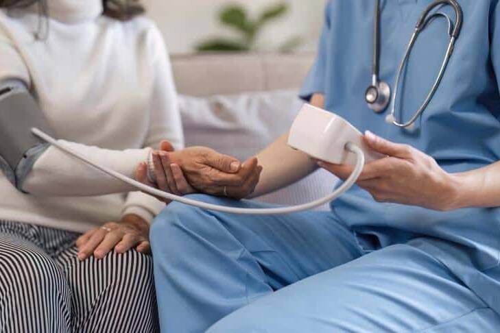 Polynésie : deux infirmiers libéraux mis en examen pour une fraude présumée de près de 19 millions de francs