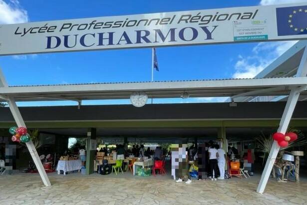 Guadeloupe : au lycée Ducharmoy, les élèves célèbrent les trésors végétaux du terroir local