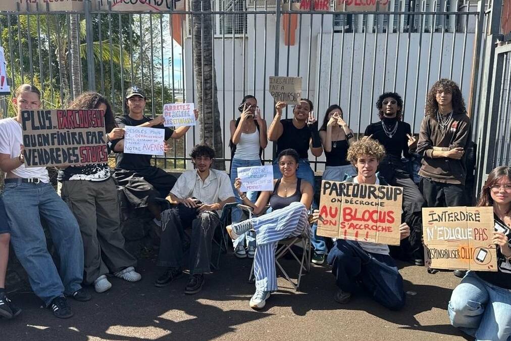 Mobilisations lycéennes : un élu écologiste réunionnais monte au créneau contre le gouvernement