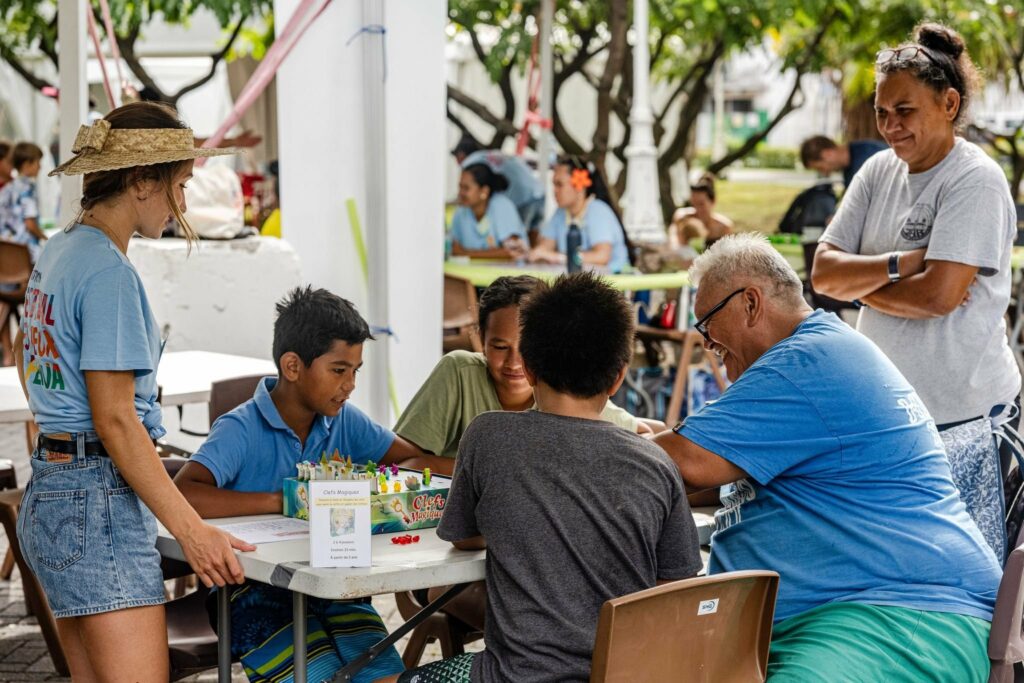 Polynésie : le Festival des Jeux du Fenua invite parents et éducateurs à réfléchir sur la place des écrans